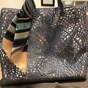 Ivanka Trump small purse and detachable clutch